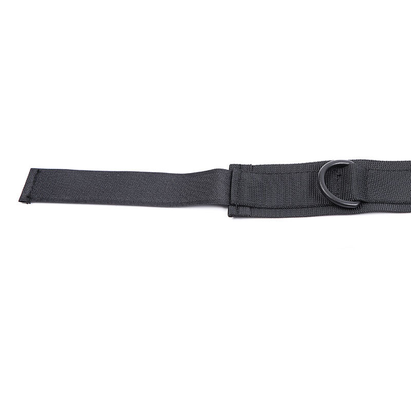 Collier en Nylon avec Retenues Poignets