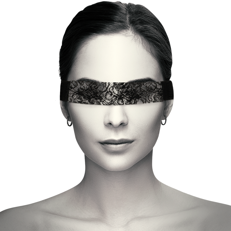 Masque en Dentelle Noire avec Ruban Coquette