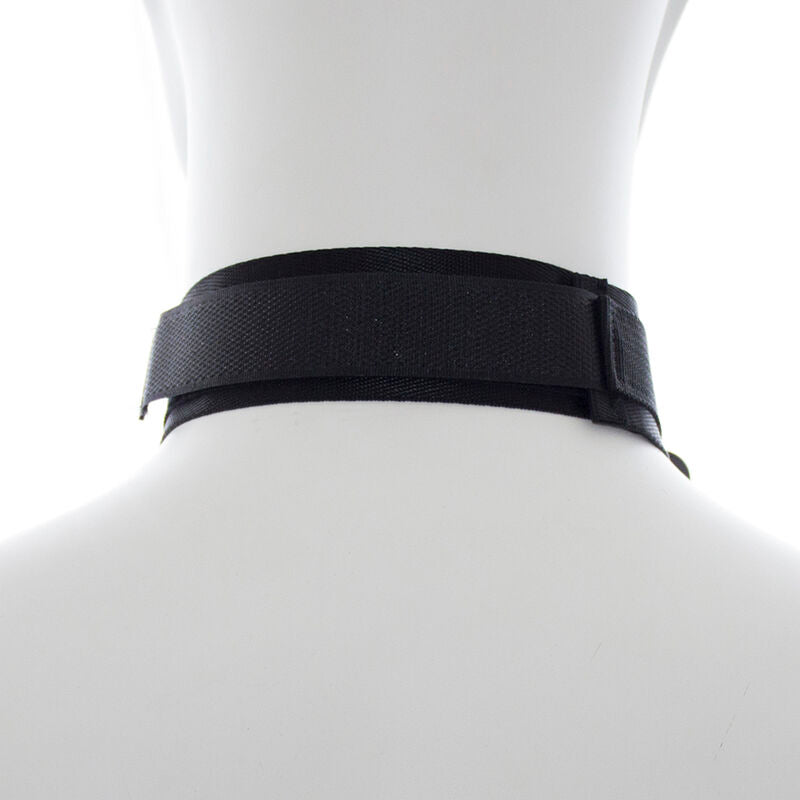 Collier en Nylon avec Retenues Poignets