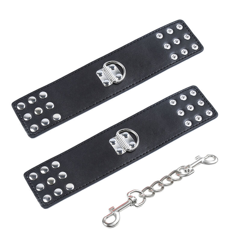 Menottes Ajustables en Métal OHMAMA Fetish