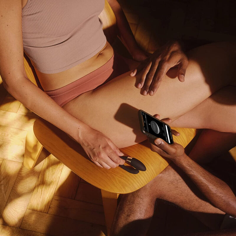 Masseur Couples Tiani Harmony Noir Lelo